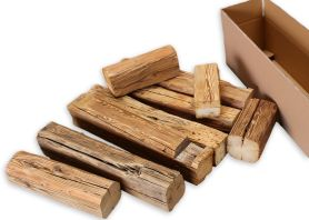 Altholz-Bastelbox - Verschiedene wiederverwendete Altholzbalken und -bretter in verschiedenen Größen und Dimensionen. Ideal für kleine DIY-Projekte und Bastelarbeiten