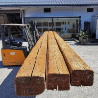 Extralange Altholz Balken kaufen aus Fichte handgehackt
